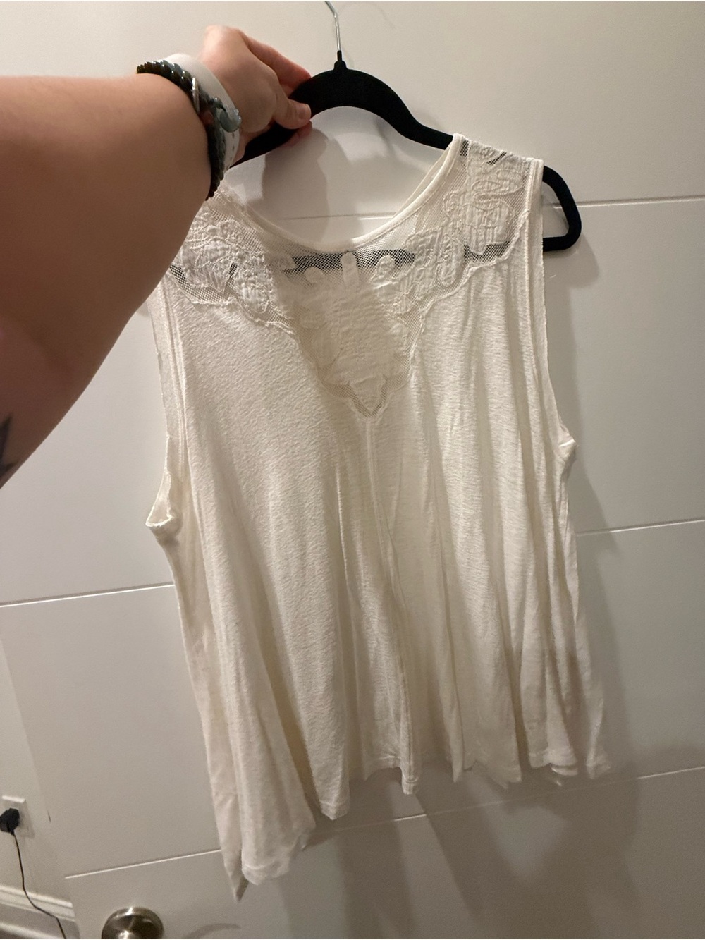 Free People Ivory Embroidered Tank Top ๐คโจ - Picture 3 of 3